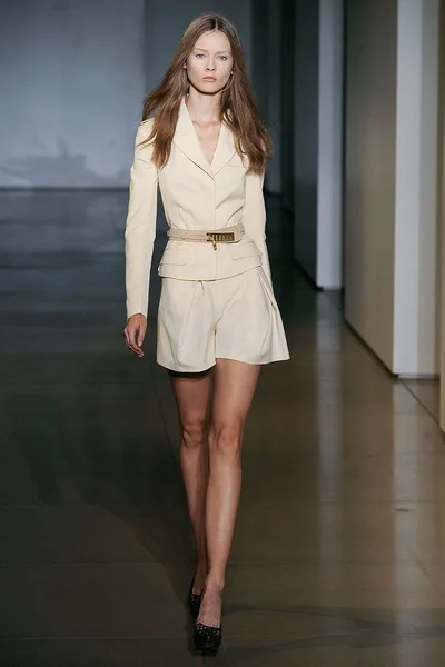 Look 26